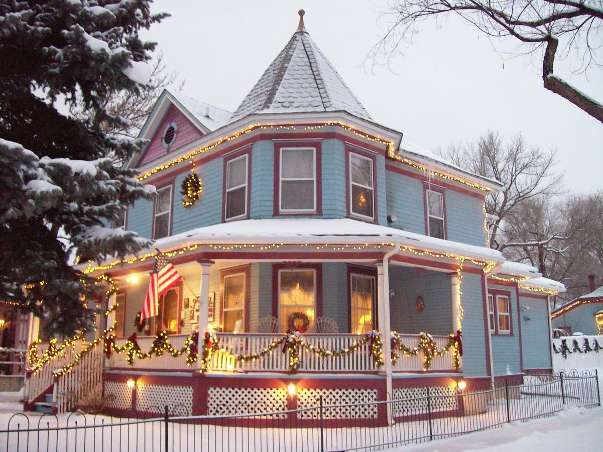 Holden House 1902 Bed & Breakfast Inn Colorado Springs Exterior photo