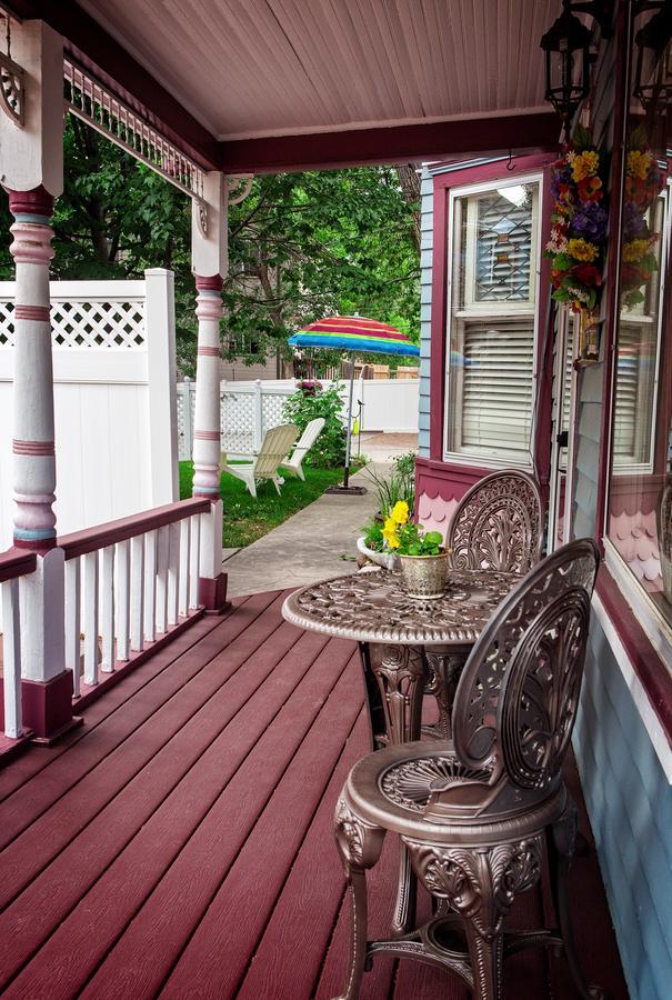 Holden House 1902 Bed & Breakfast Inn Colorado Springs Exterior photo